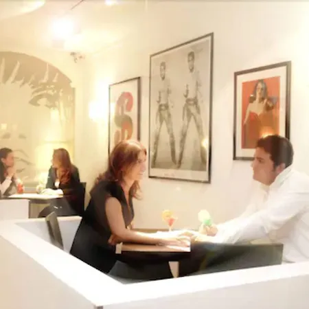 摩纳哥大使 酒店