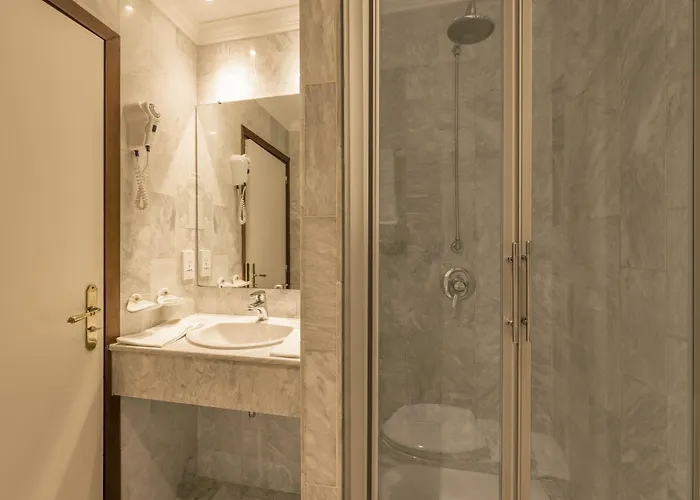 Ambassador-monaco 3*