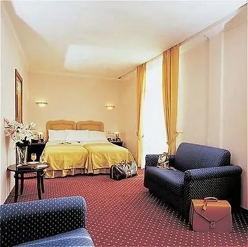 Hotel Ambassador-monaco 3*