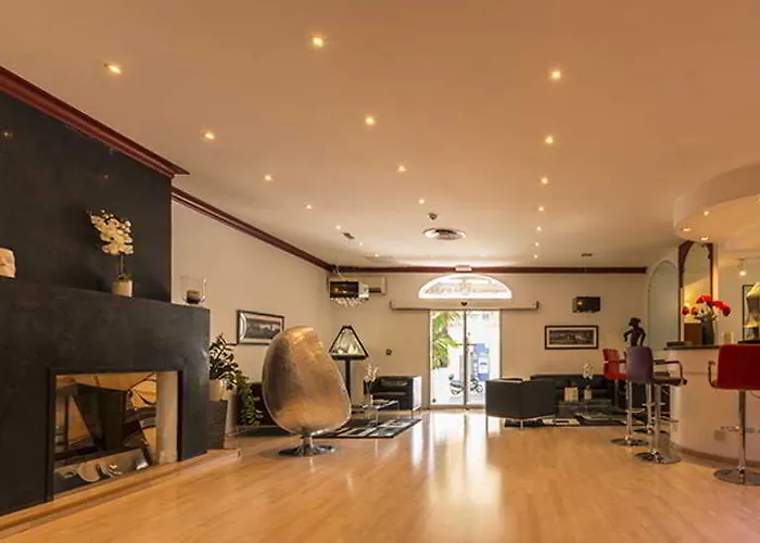 Ambassador-monaco Hotel 3*