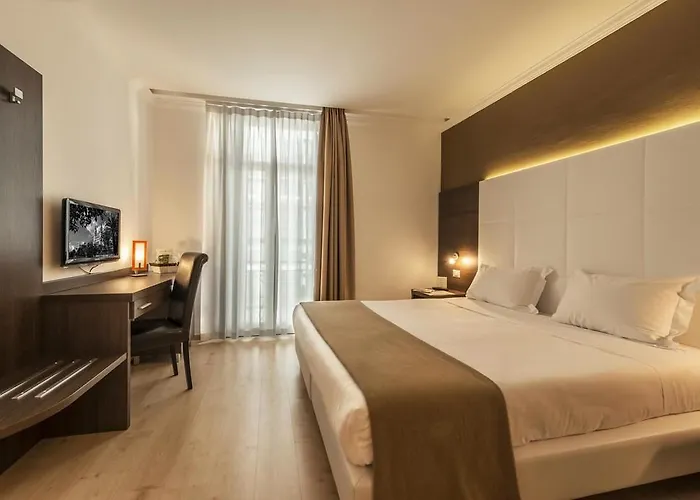 Hotel Ambassador-monaco 3*