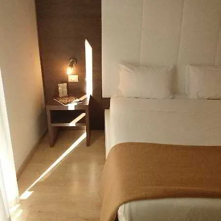 Hotel Ambassador-monaco 3*