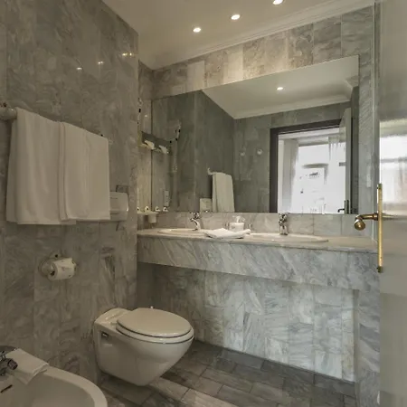 Ambassador-monaco Hotel 3*