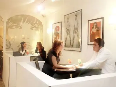 Ambassador-monaco Otel